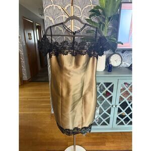 Rengin Gold Black Lace Short Sleeve Back Zip Dress Sz. 12 MSRP $410